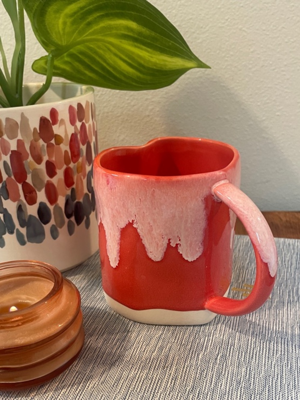 Anthropologie Valentina Heart Mug – Red & Pink Drip Glaze Stoneware – 15 oz